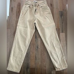 Zara Mom Fit Jeans